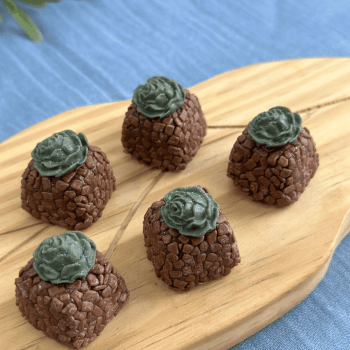 Curso Confeitaria Gourmet - Especial Doces Finos 30/04/26 09h às 17h30